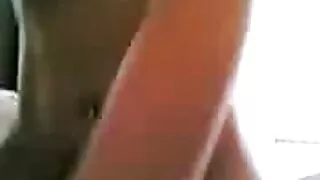 तातो बच्चाको योनी चाट्नुहोस्