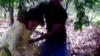 ठूला स्तन र खौरिएको योनी भएको केटी सेक्स गर्छिन्