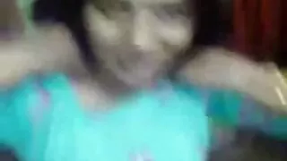 प्यारो मास्क गरिएको मह लिङ्ग चुस्दै
