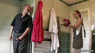 स्पेनिस