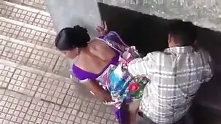 परिपक्व जोडी रमाइलो गर्दै