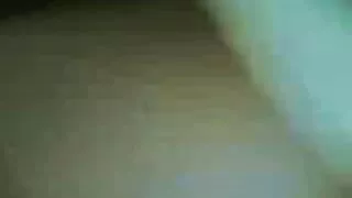 जापानी प्यारी केटी ओछ्यानमा चुस्छे र चुदाइन्छ