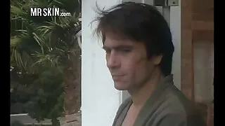 ब्रा बिनाको गोरोले डिक चुस्छ र सहन्छ