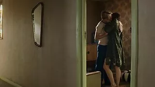 ठूलो स्तन आकर्षक क्यामेरा मा fucked हुन्छ