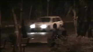 युवतीसँग चुम्बन र यौन सम्बन्ध