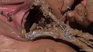 एक डिक उनको लागि पर्याप्त छैन